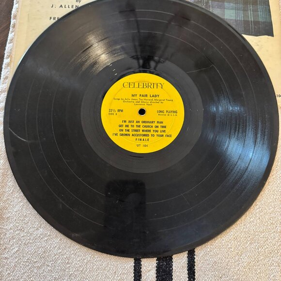My Fair Lady Vintage Vinyl Celebrity Records UT 104 - Picture 4 of 5
